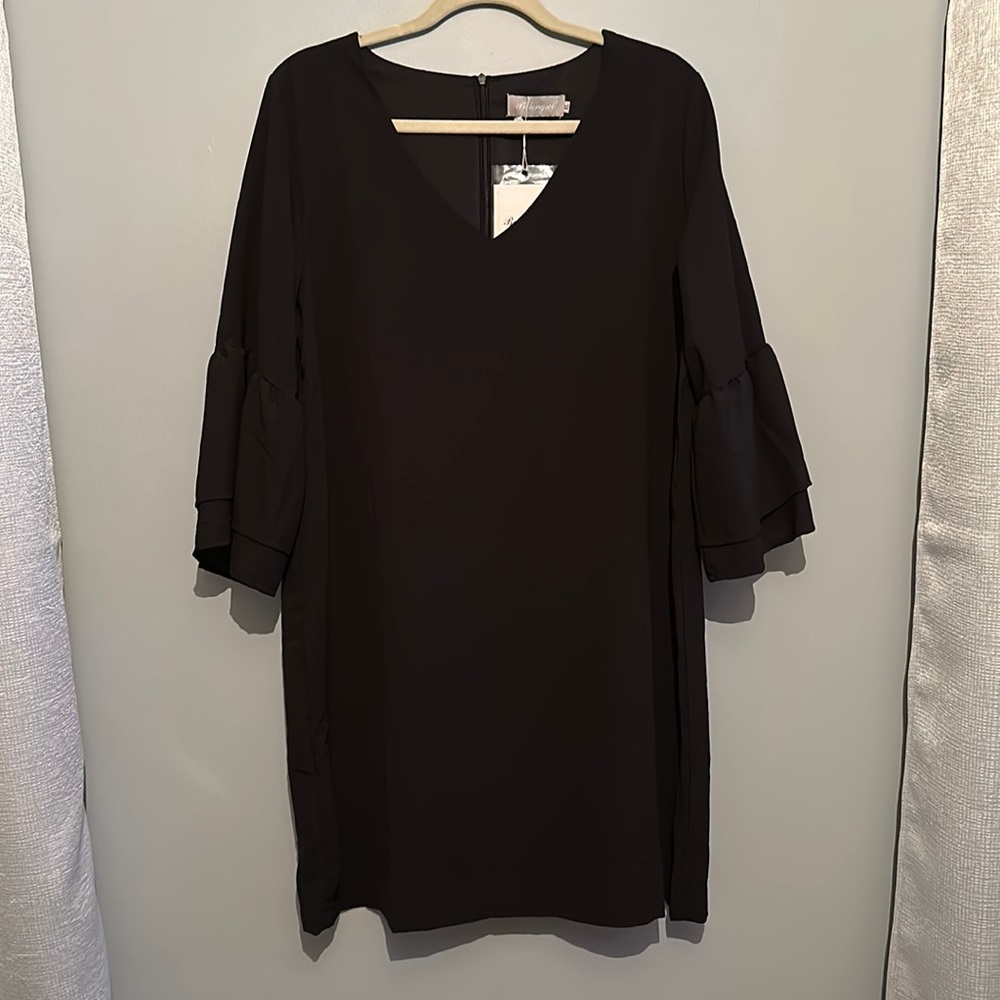 NWT Belongsci XL black cocktail dress